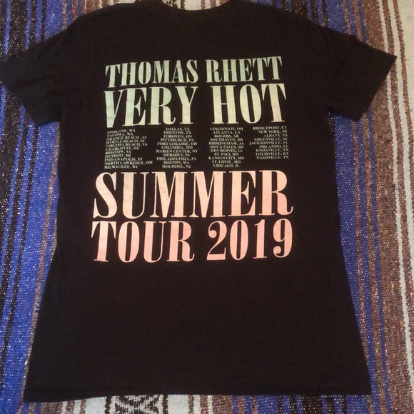 Thomas Rhett 2019 Very Hot Summer Tour Tee Shirt - Picture 8 of 10